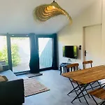 Bel Air - Piscine - Jacuzzi Apartment