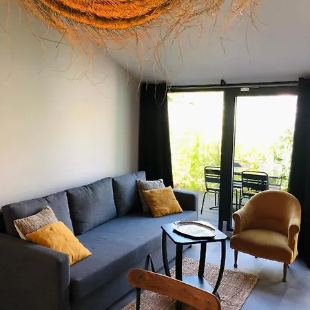 Bel Air - Piscine - Jacuzzi Apartman