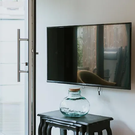 Bel Air - Piscine - Jacuzzi Apartman